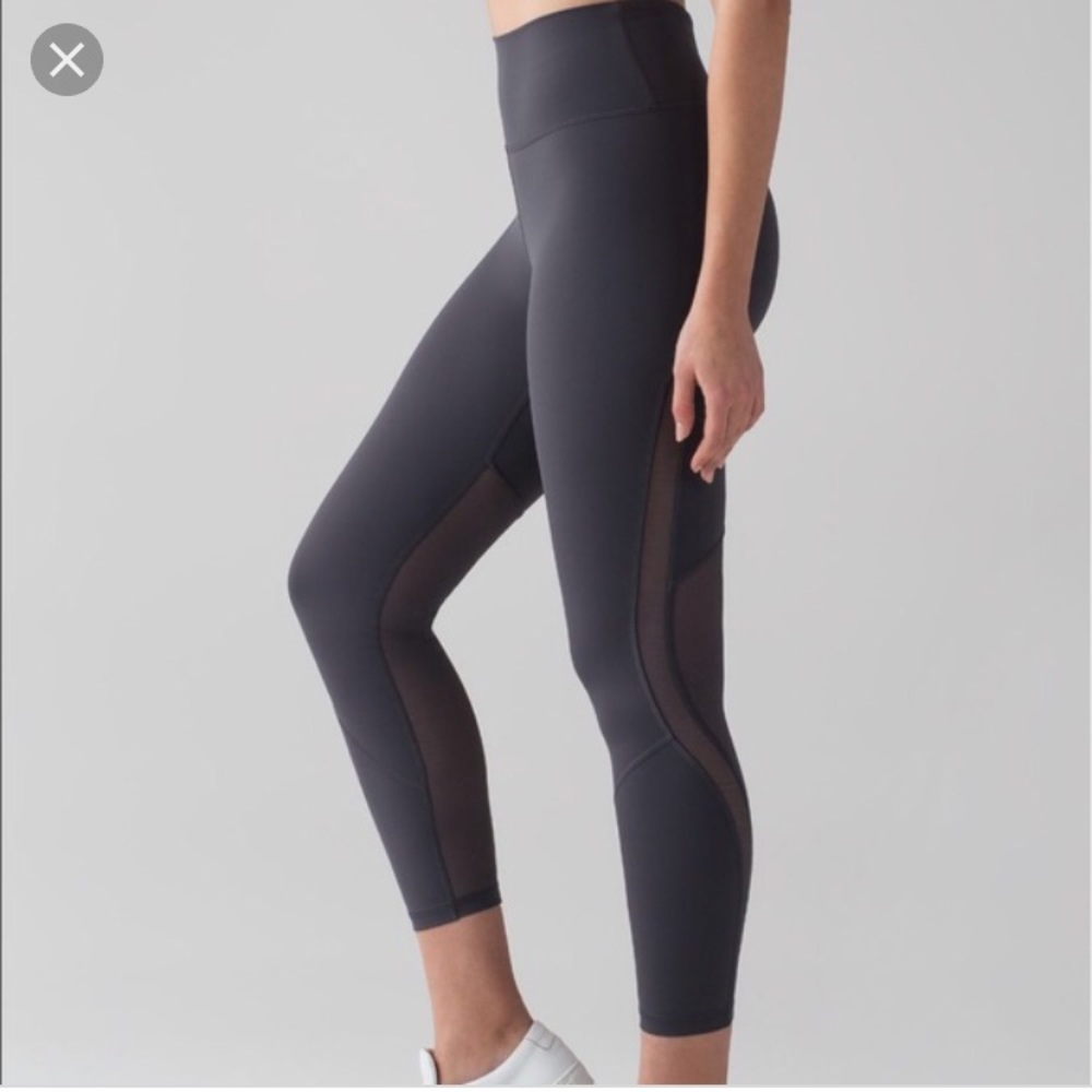 Lululemon EUC Revitalize Tight Grey 10 Mesh Dots